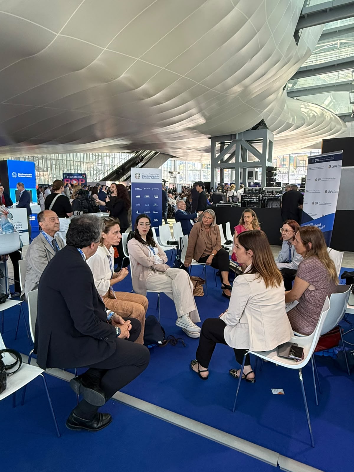 persone ad un evento
